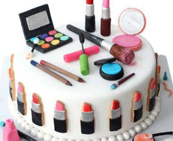 Fondant Cake